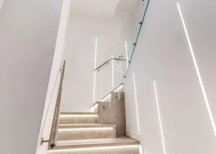 Piazza Dei Renzi Trastevere Building 4 Bedroom With Terrace Appartamento Roma