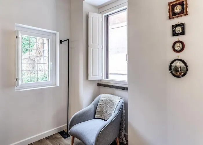 Piazza Dei Renzi Trastevere Building 4 Bedroom With Terrace Appartamento *