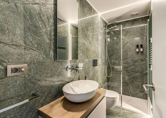 Piazza Dei Renzi Trastevere Building 4 Bedroom With Terrace Appartamento *