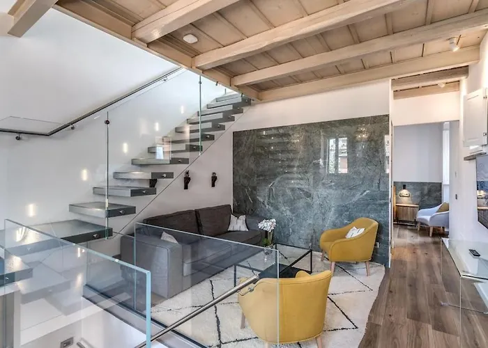 Piazza Dei Renzi Trastevere Building 4 Bedroom With Terrace * Roma