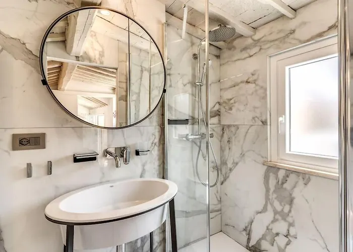 Piazza Dei Renzi Trastevere Building 4 Bedroom With Terrace Roma